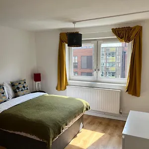 https://morden-2-bedroom-apartment-tower-bridge.cambridgehotelsuk.com